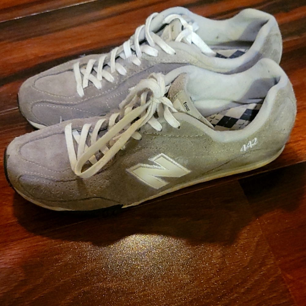 Womens shoes